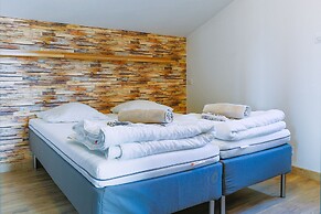 La Maison Devant La Prairie