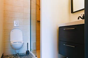 La Maison Devant La Prairie