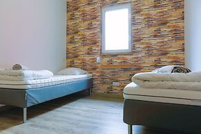 La Maison Devant La Prairie