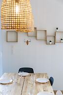 La Maison Devant La Prairie