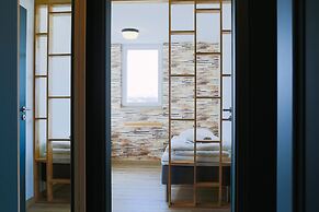 La Maison Devant La Prairie