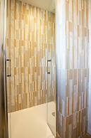 La Maison Devant La Prairie