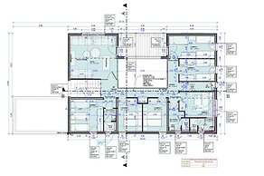 La Maison Devant La Prairie