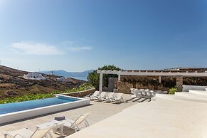 Glorious Aegean View Pool Villa Pharos