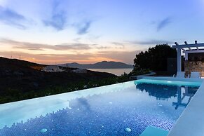 Glorious Aegean View Pool Villa Pharos