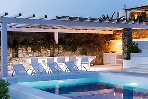 Glorious Aegean View Pool Villa Pharos