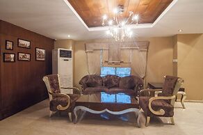 Jalsa Hotel & Banquets