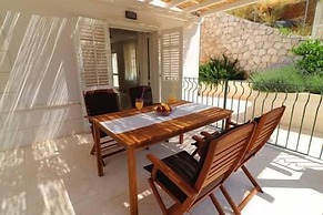 Apartments Seafront Silence