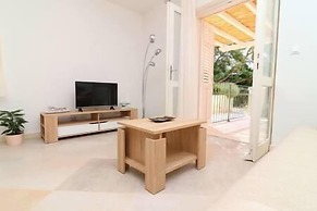 Apartments Seafront Silence