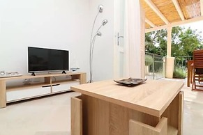 Apartments Seafront Silence