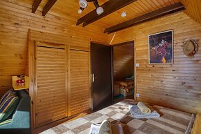 Bonidesa House With Whirlpool