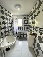 La Maison De Delsy