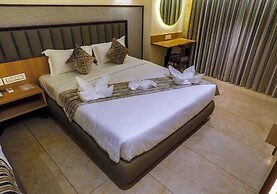 Rudra Shelter Business Hotel