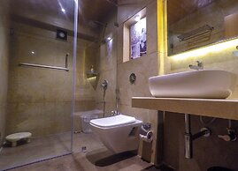 Rudra Shelter Business Hotel