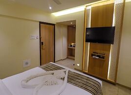 Rudra Shelter Business Hotel