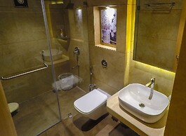 Rudra Shelter Business Hotel