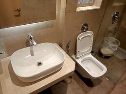 Rudra Shelter Business Hotel