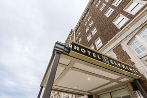 Hotel Elkhart, Tapestry Collection by Hilton