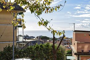 Homey Seaview Apartment