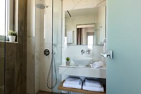 Theasea Stylish Residences