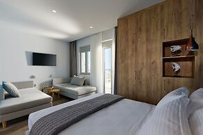 Theasea Stylish Residences