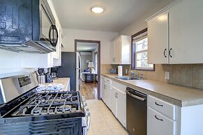 Quiet Sea Point Cottage by Redawning