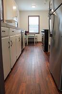 Quiet Sea Point Cottage by Redawning