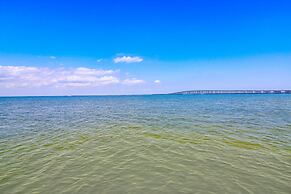 Quiet Sea Point Cottage by Redawning