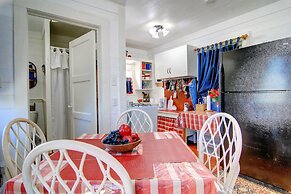 Joys Beach 1 Bedroom Cottage by RedAwning