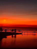 Muizenberg 6031rpb 3 Bedroom Home by RedAwning