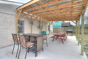 Mermaid's Landing 2 Bedroom Cottage by RedAwning