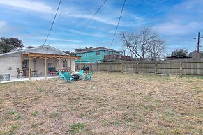 Mermaid's Landing 2 Bedroom Cottage by RedAwning