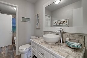 Mermaid's Landing 2 Bedroom Cottage by RedAwning