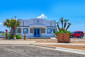 Mermaid's Landing 2 Bedroom Cottage by RedAwning