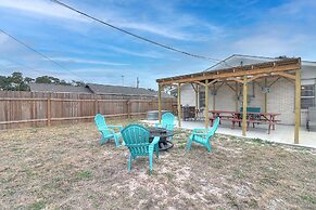 Mermaid's Landing 2 Bedroom Cottage by RedAwning