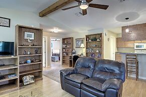 Fantasy Oaks Lodge 4 Bedroom Home by RedAwning