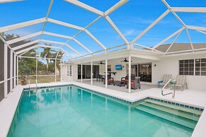 Fourwinds Ave. 1152 Marco Island Vacation Rental 4 Bedroom Home by Red