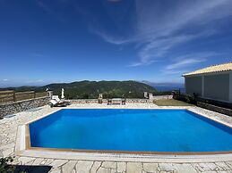 Executive Villa Madouri With Private Pool