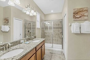 Modern Home, Big Pool Area Near Disney, CDC Cleaning 4cg456