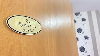 Apartments Tiho & Jelena