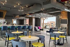 Aloft Wilmington at Coastline Center