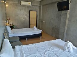 Chang Hostel Suvarnabhumi
