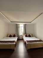 Minh Phu 2 Hotel
