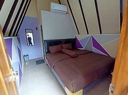 Bungalow Ungu Kebumen