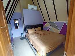 Bungalow Ungu Kebumen