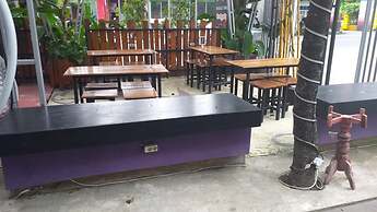 Ungu Nasional 2 Hotel