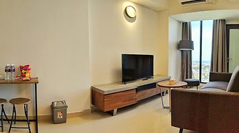 Lovina at Pollux Meisterstadt