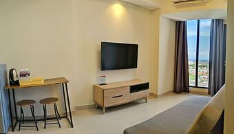 Lovina at Pollux Meisterstadt