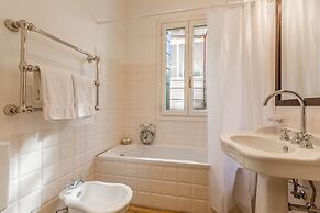 Ca' Grassi 1 Venetian Apartment