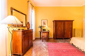 Ca' Grassi 2 Charming Balcony